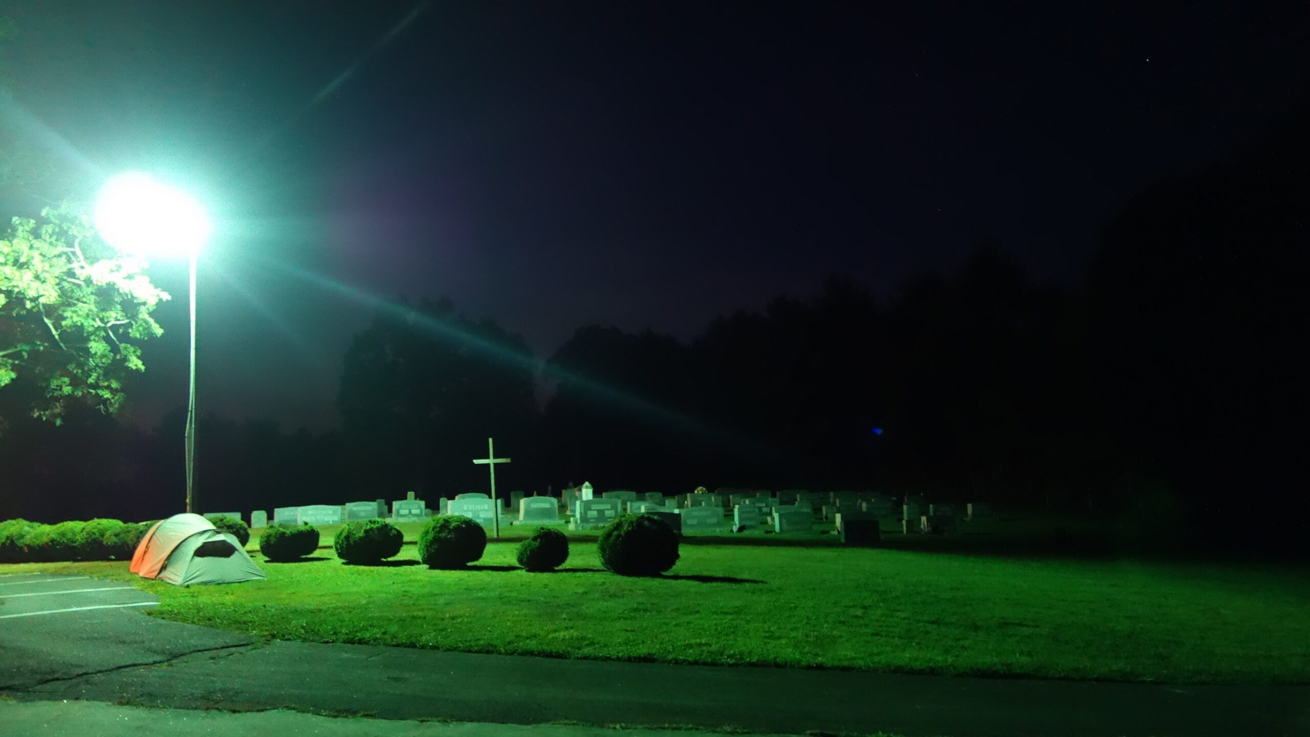 Friedhof mit Zelt, Blue Ridge Parkway, USA
